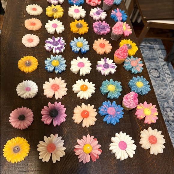 Assorted Color Flower Candles - Picture 2 of 2